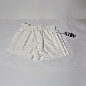 HYFVE White Shorts with Elastic Waist